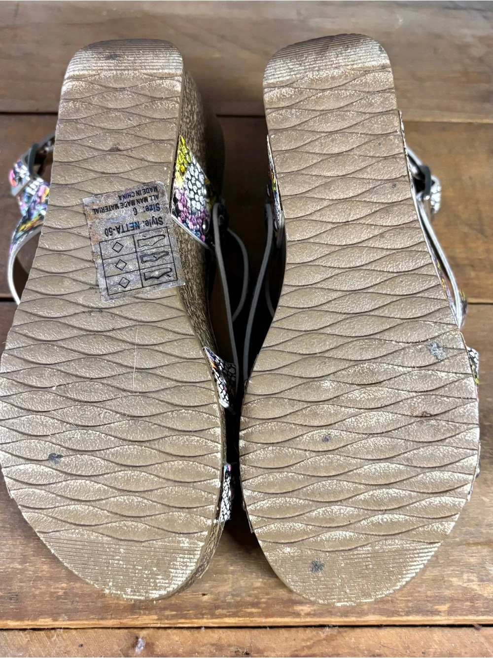 Yoki Netta-50 Multicolor Snake Print Wedge Sandals Size 6